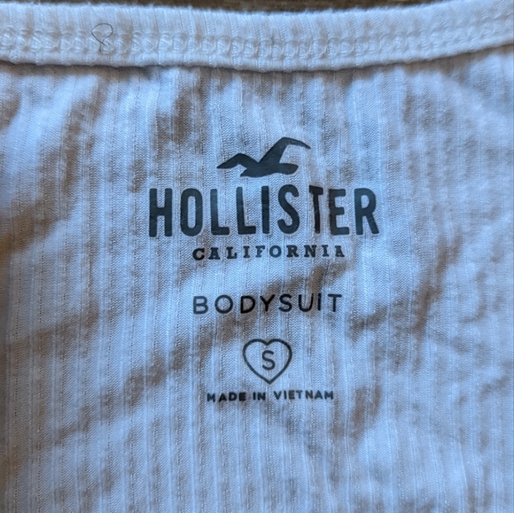 Ribbed Bodysuit - Picture 2 of 3